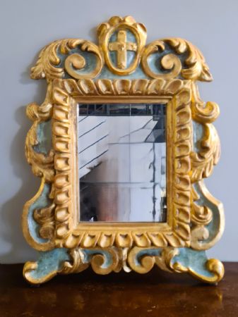 19th-century triptych in gilded and green lacquered wood