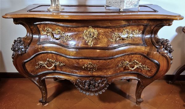 Art Nouveau dresser and bedside table.