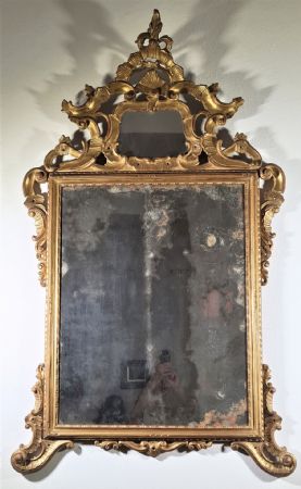 110) Specchiera veneta del XVIII secolo. 