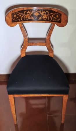 192 Due sedie. Epoca e stile biedermeier, circa 1840.
